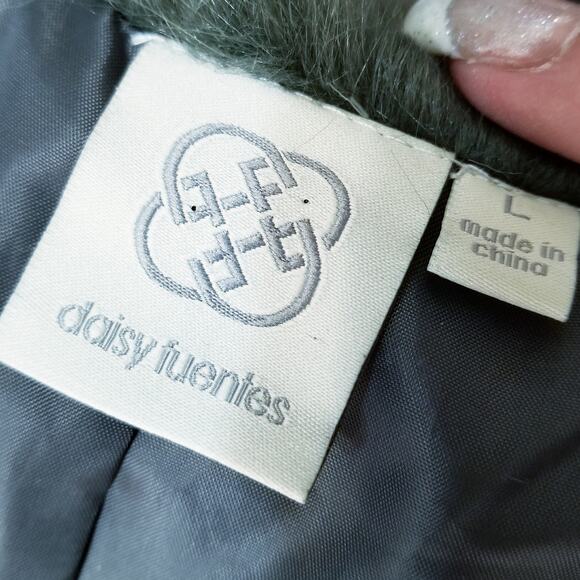 Daisy Fuentes Women's Gray Faux Fur Vest Open Front Fully Lined 2 Pockets Size L - Picture 5 of 6